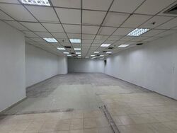 Parklane Shopping Mall (D7), Retail #579573251